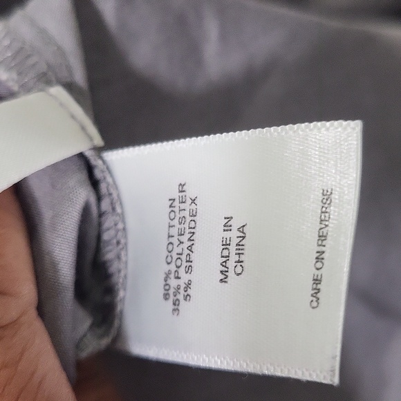 New York and Company button-down long-sleeve collar top - Picture 3 of 4